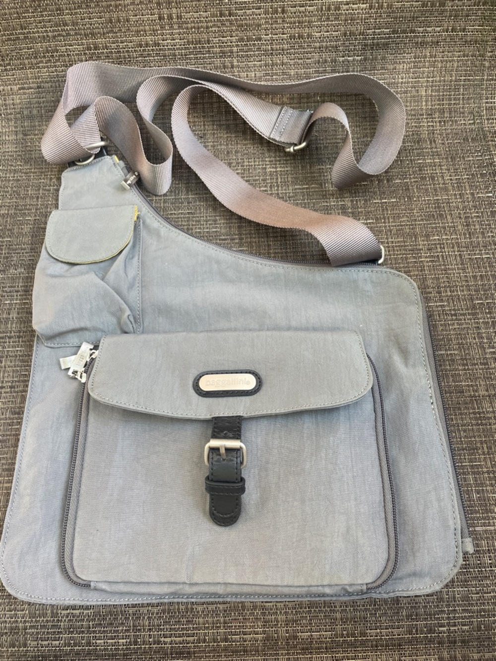 Grey Baggallini Ergonomic Travel Sling Crossbody Bag NWOT